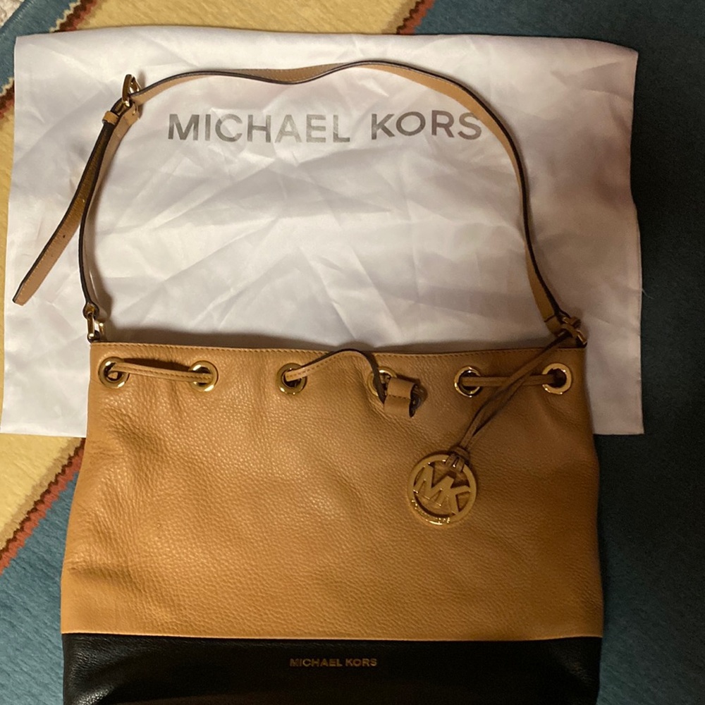 Michael Kors bucket bag with duster